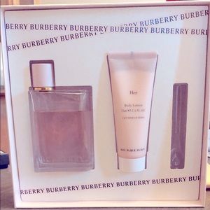 Authentic Burberry HER perfume